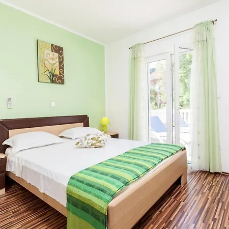 Apartment By The Sea Brna, Korcula - 9147 Brna